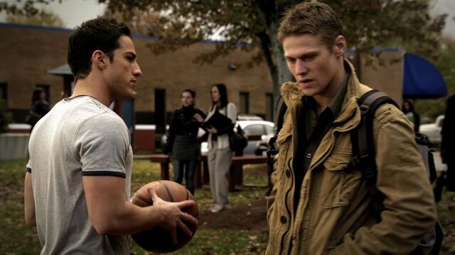File:210VampireDiaries0487.jpg