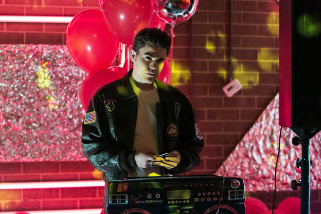 File:Tvd412c 0030b-jpg-0b60f87c-t3.jpg