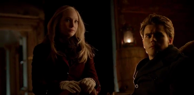 File:Caroline and Stefan 5x16,.png