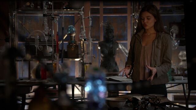 File:Normal TheOriginals208-1226Davina.jpeg