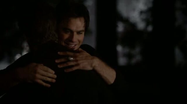 File:6X10-140-DamonStefan.jpg