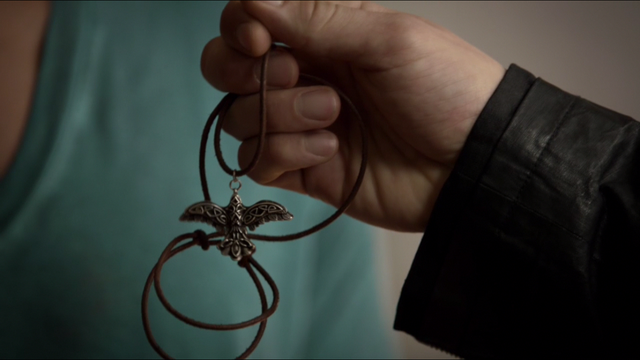 File:Niklausnecklace.png