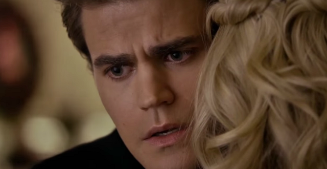 File:Stefan hugs Caroline 6x15.png