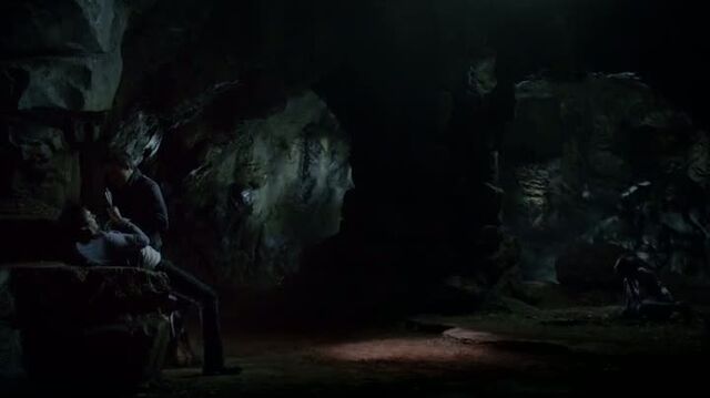 File:6X05-96-DamonBonnieKai.jpg
