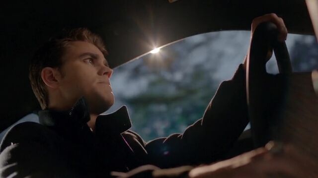 File:7X09-77-Stefan.jpg