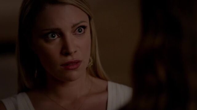 File:7X08-90-Mary.jpg