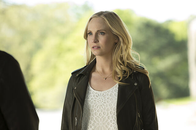 File:TVD722-Caroline.jpg