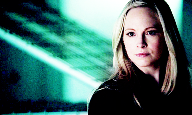 File:Caroline 5x16...png