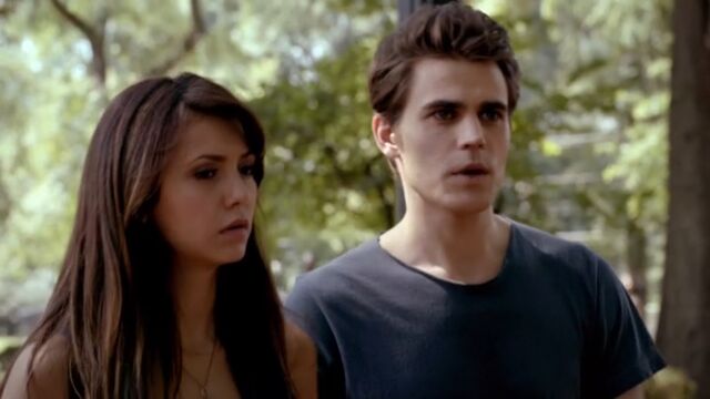 File:Silas and Elena TVD 5x02.jpg