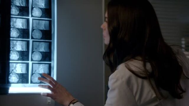 File:6X06-33-Jo.jpg