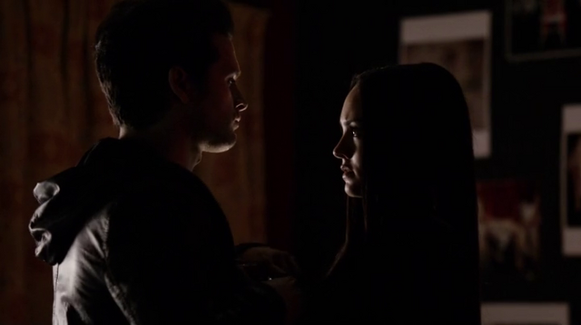 File:6X18-120-SarahEnzo.png