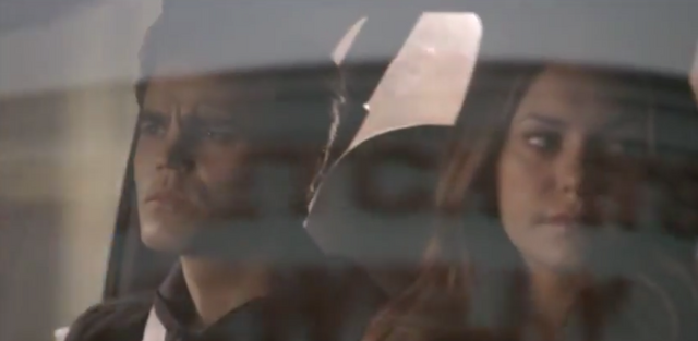 File:Stefan and Elena 5-21.png