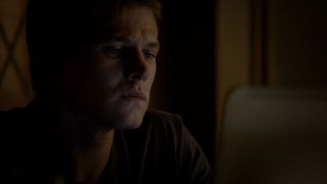 File:Matt 8 TVD 5x04.jpg