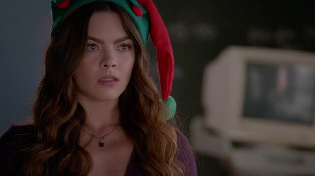 File:7X09-70-Nora.jpg