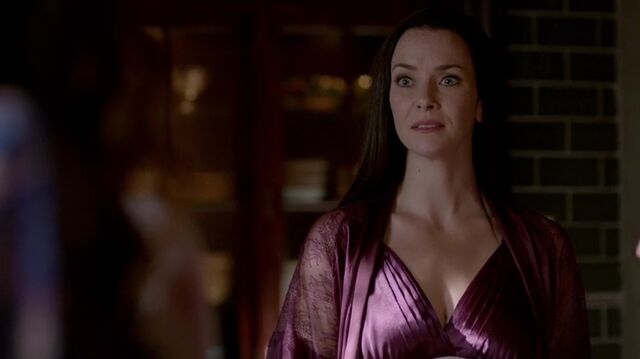 File:7X08-12-Lily.jpg