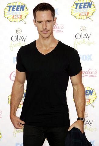 File:Jason Dohring.jpg