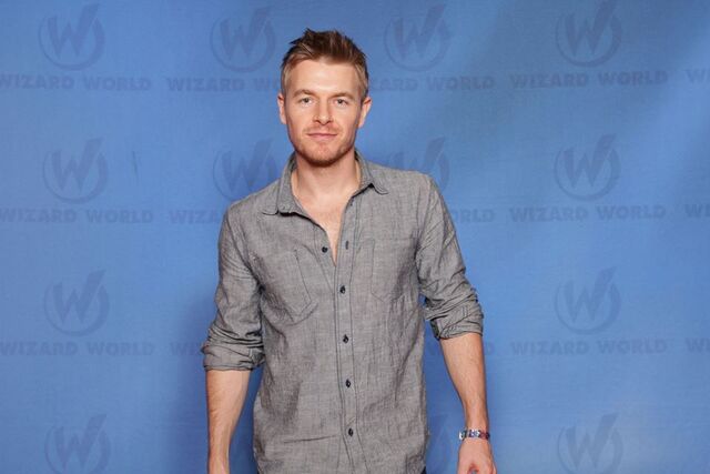 File:Wwff-chicago-01-Rick-Cosnett.jpg