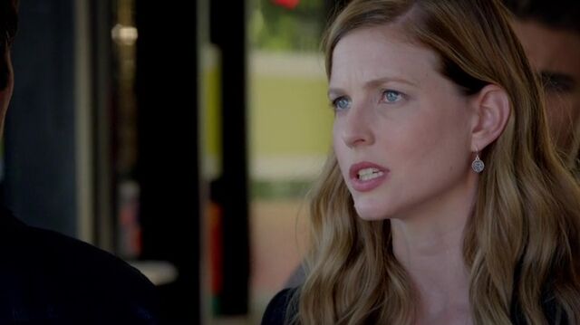 File:7X05-39-Valerie.jpg