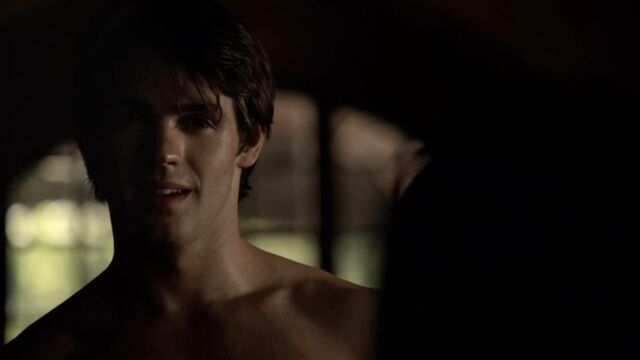 File:Jeremy 2 TVD 5x04.jpg