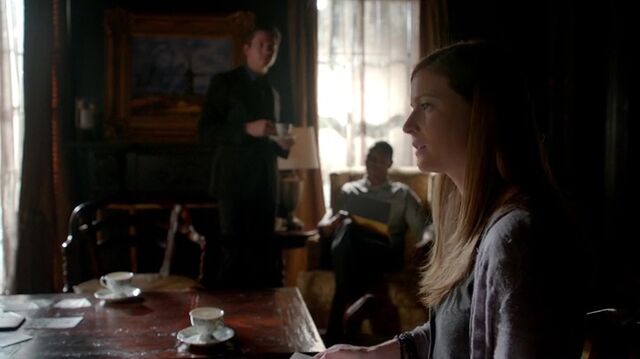 File:7X01-52-Valerie.jpg