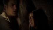 210VampireDiaries1525