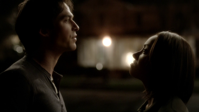 File:721-088-Damon-Bonnie.png