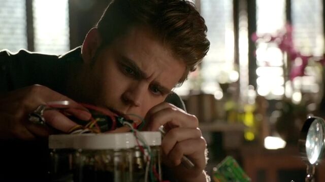File:7X01-43-Stefan.jpg