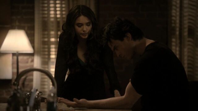 File:221VampireDiaries0027.jpg