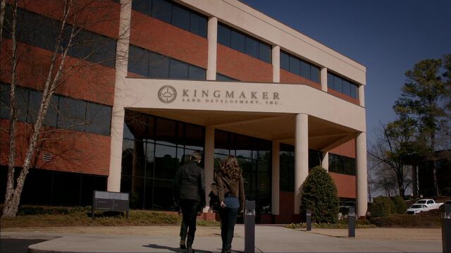 File:TO317 Kingmaker-front1.jpg