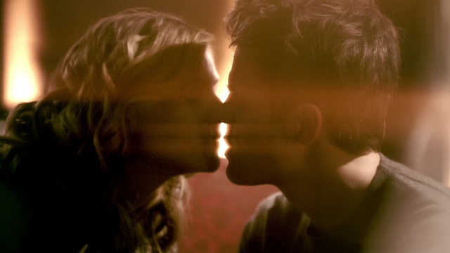 File:718-103-Stefan-Valerie.png