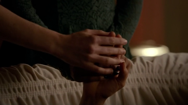 File:6X22-90-CarolineElenaBonnie.png