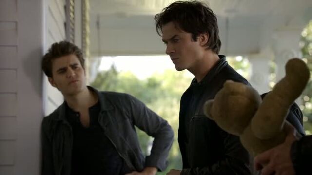 File:6X08-42-StefanDamon.jpg