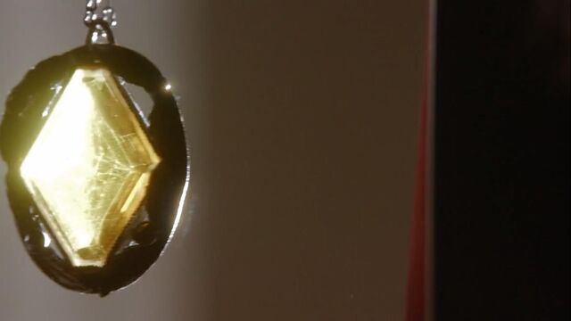 File:Crystalpic.jpg