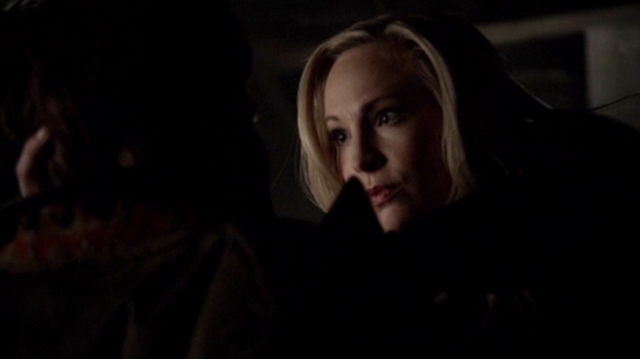 File:Caroline compells Tom 5x17.png