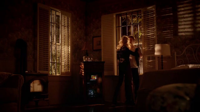 File:6X19-60-StefanCaroline.png