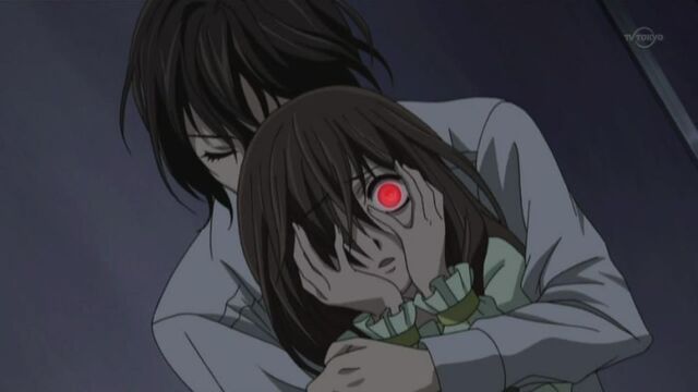 Archivo:1000px-Vampire-knight-guilty-2362807ea6.jpg