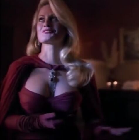 File:Janice Baird Heel Turn.jpg