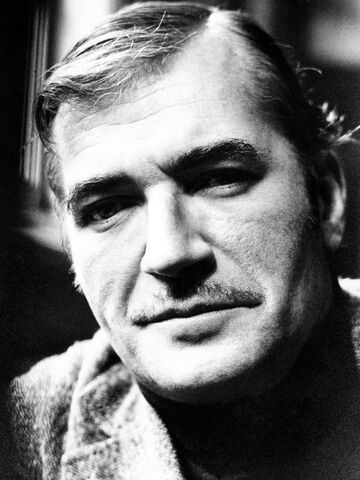 File:Nigel Davenport.jpg