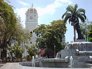 250px-Plaza girardot.jpg
