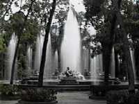 Los Caobos Park.jpg