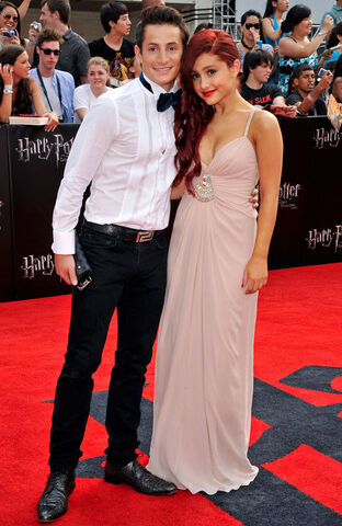 File:Ariana-hp-3.jpg