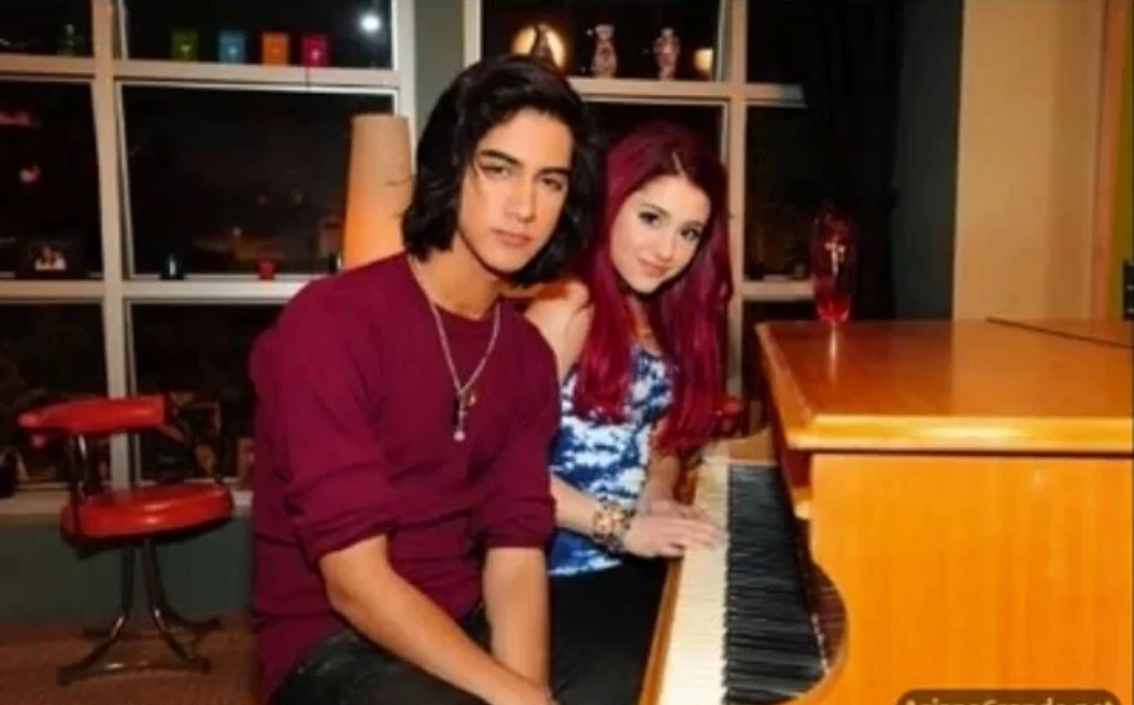 Image Cat and Beck Piano1.jpg Victorious Wiki FANDOM powered by Wikia