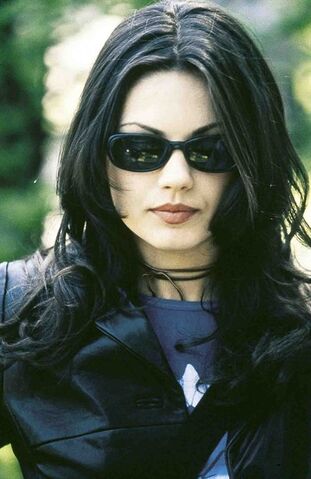File:Rachel looking cool.jpg