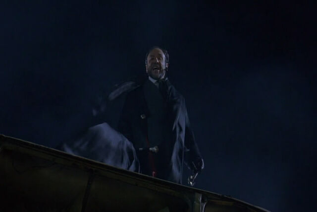 File:Cyrus in the Junkyard.jpg