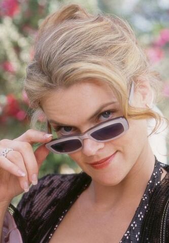 File:Ashley Sanderson.jpg