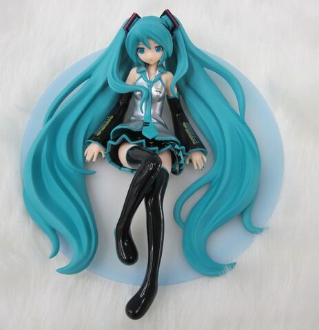 File:AngelBreezeMiku.jpeg