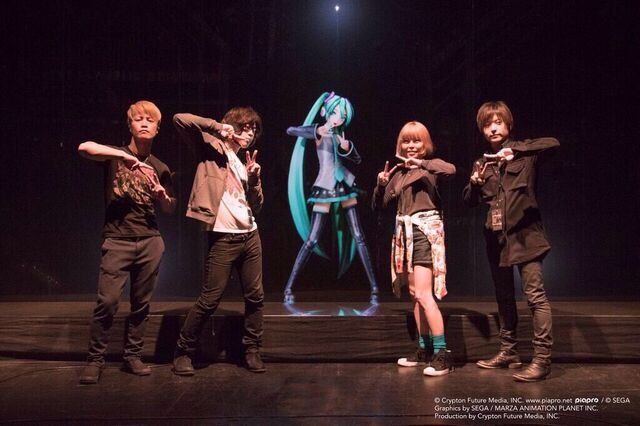 File:Miku Expo NA MKP39.jpg