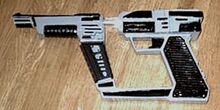 Pistolside1a-0