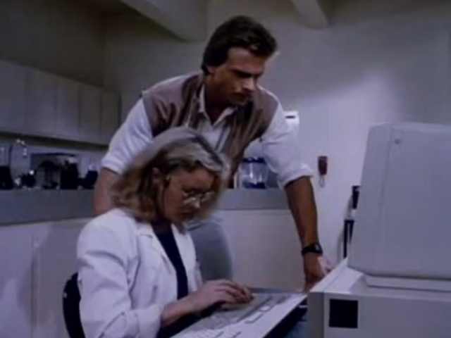 File:Julie's work space.png