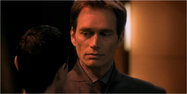 File:Captainlaterhitbytailbefore.png